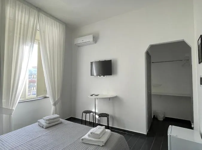 Le Porte Di - 招待所 那不勒斯